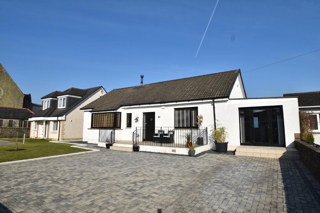 Main Street, Chryston, Glasgow, G69 9LA 4 bed detached bungalow for
