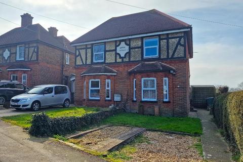 3 bedroom semi-detached house for sale - Nettlestone Hill, Seaview, Isle  of Wight, PO34 5DS
