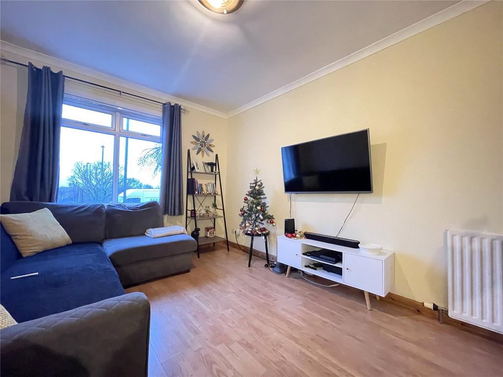 Crannog Cottage, Crannog Road, Milton, G82 3 bed terraced house for