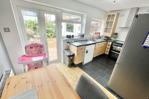 21 Coniston Avenue, Thornton-cleveleys, FY5 4AQ