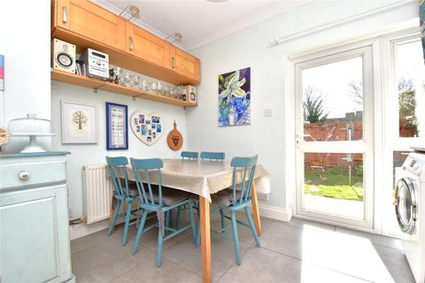 113 East Hill, Dartford, DA1 1SW