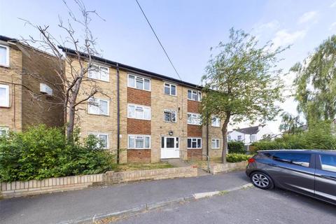 2 bedroom flat for sale, The Clumps, Ashford, TW15