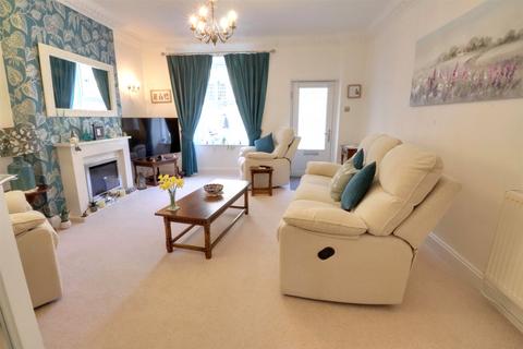 4 bedroom terraced house for sale, Bodmin Street, Holsworthy, Devon, EX22
