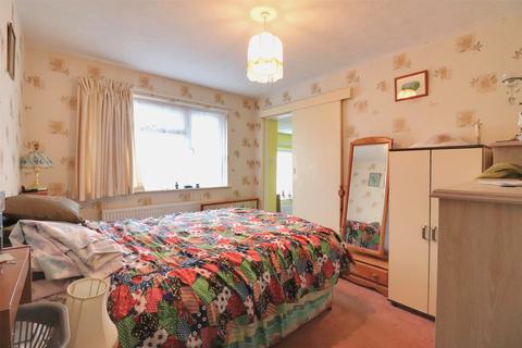 3 bedroom bungalow for sale, St. Marys Close, Great Torrington, Devon, EX38