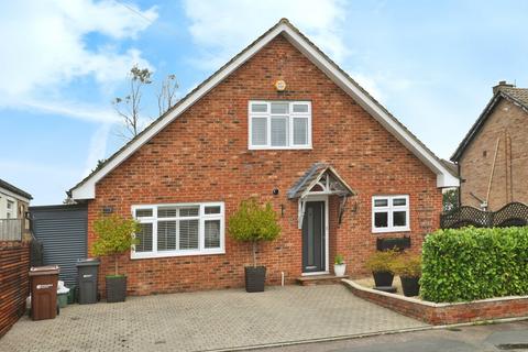4 bedroom chalet for sale - Broomhall Road, Broomfield, Chelmsford, CM1