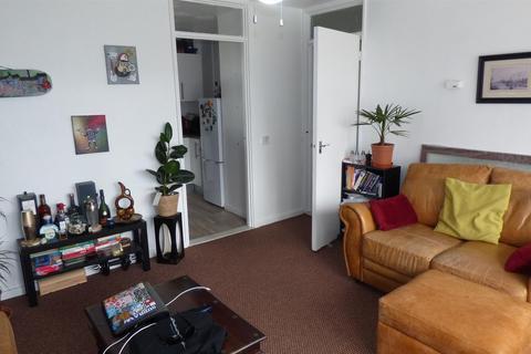 1 bedroom flat for sale, Marden Square, London