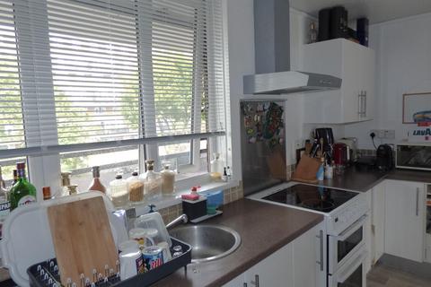 1 bedroom flat for sale, Marden Square, London