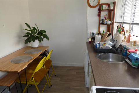 1 bedroom flat for sale, Marden Square, London