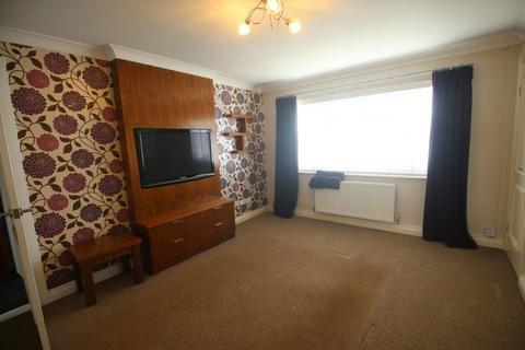 2 bedroom flat to rent, Gilling Crescent, Darlington DL1