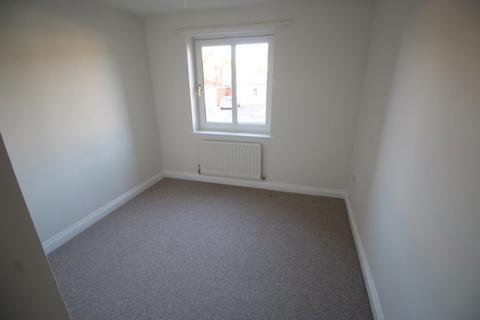 2 bedroom flat to rent, Sandringham Court, Darlington DL3