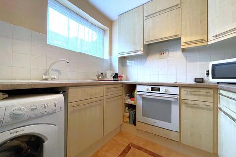 1 bedroom apartment for sale, Oaklands Road, Bromley, BR1