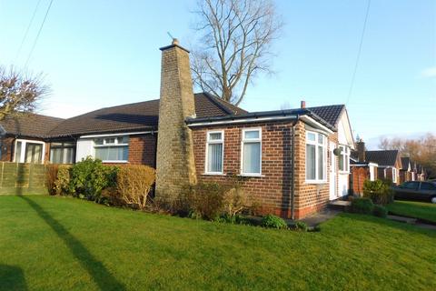 2 bedroom semi-detached bungalow for sale, Warwick Road, Failsworth, Manchester
