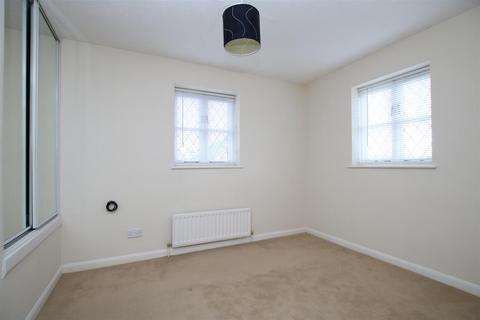 1 bedroom house to rent, Sloughbrook Close, Horsham