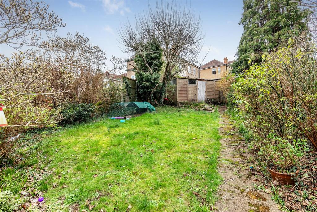 Birchall Road, Redland Lawn.jpg