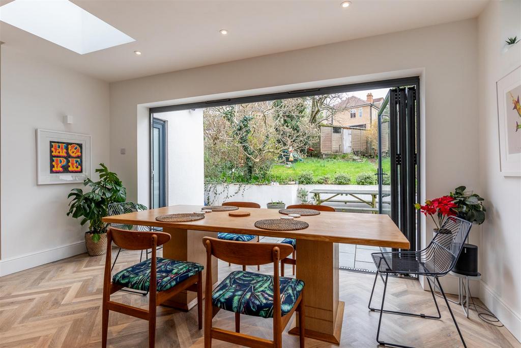Birchall Road, Redland Dining Area 3.jpg