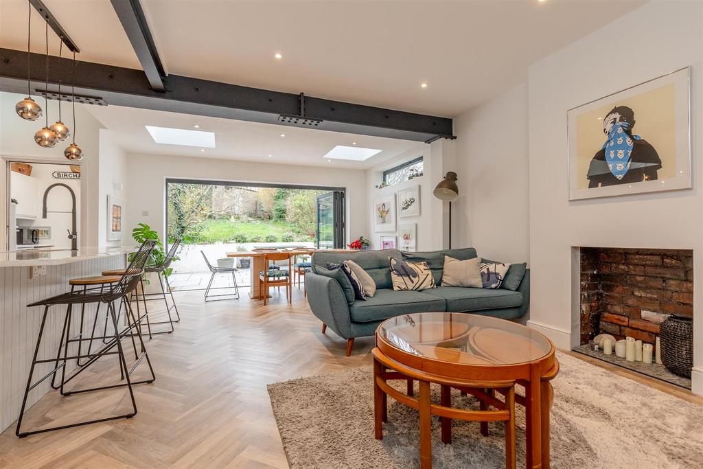Birchall Road, Redland Living Dining.jpg