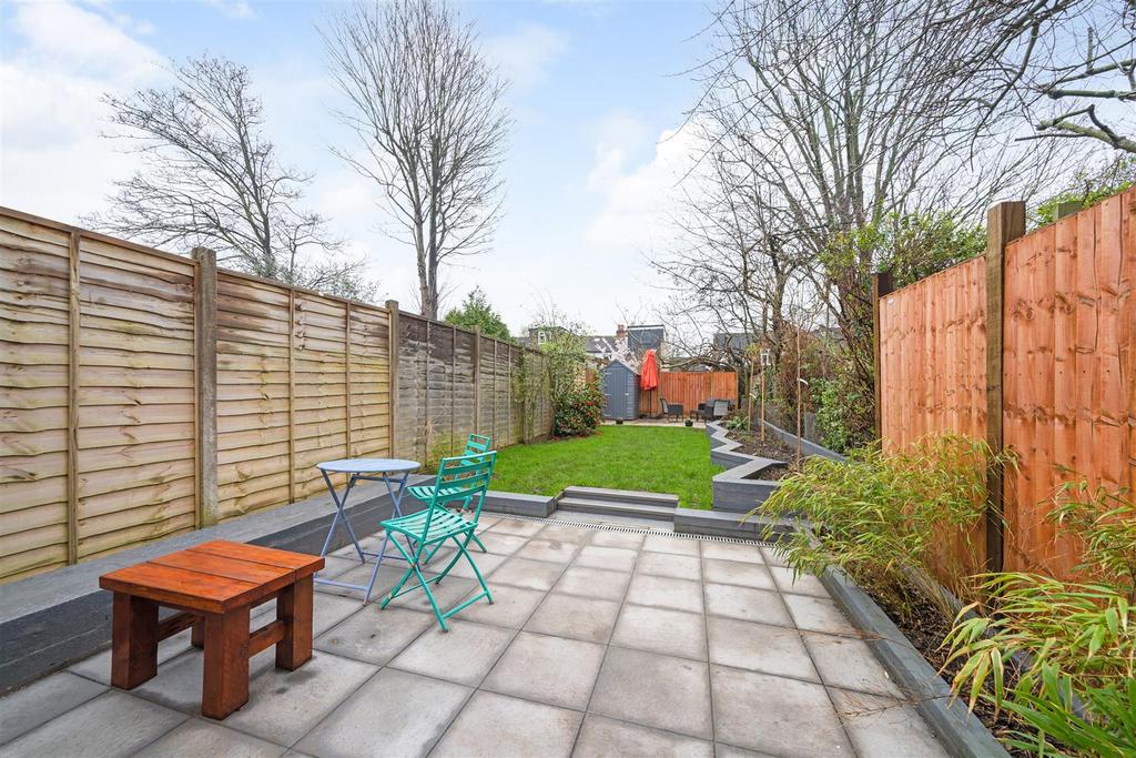 58 Crampton Road-11.jpg