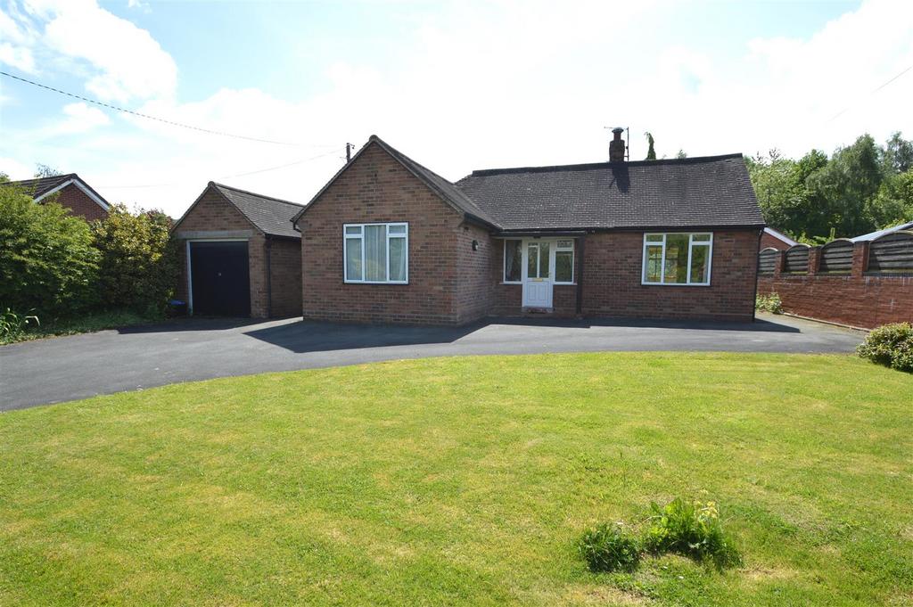 Plox Green Road, Minsterley, Shrewsbury 2 bed detached bungalow for