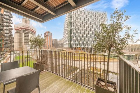 2 bedroom apartment for sale, Viaduct Gardens, London