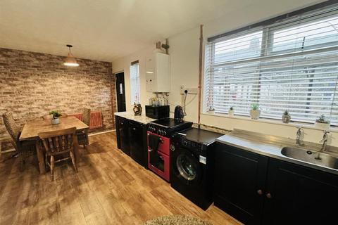 2 bedroom house for sale, Brickgarth, Houghton Le Spring DH5