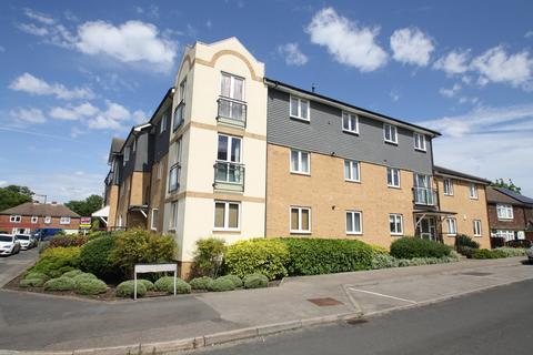 1 bedroom apartment to rent, The Rushes, Wapshott Road, Staines-upon-Thames, TW18