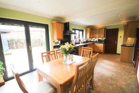 5 bedroom detached house for sale, Ash Tree Hill, Cheadle
