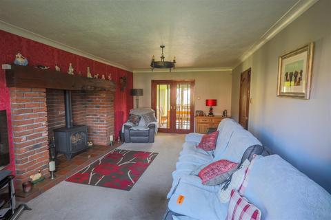 17 Ash Tree Hill, Cheadle, Stoke-on-trent, ST10 1UQ