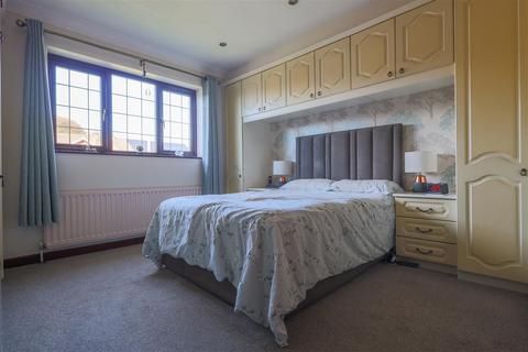 17 Ash Tree Hill, Cheadle, Stoke-on-trent, ST10 1UQ