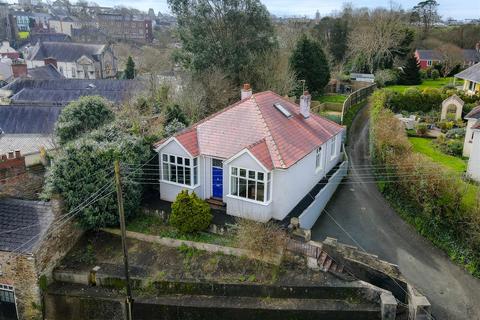 4 bedroom bungalow for sale, 15 City Road, Haverfordwest