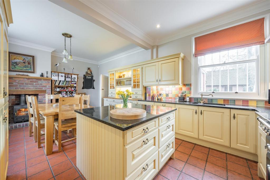 Kitchen/Breakfast Room