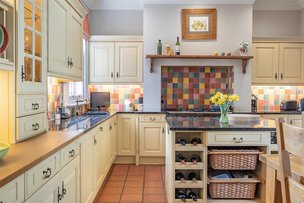 Kitchen/Breakfast Room