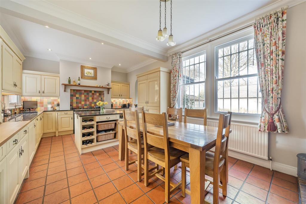 Kitchen/Breakfast Room