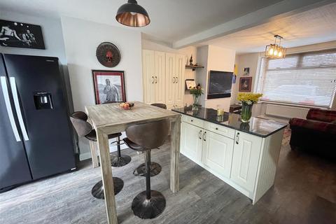 16 Dudmore Road, Swindon, SN3 1AF