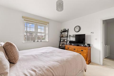 148 Sandwich Road, Whitfield, Dover, CT16 3JP