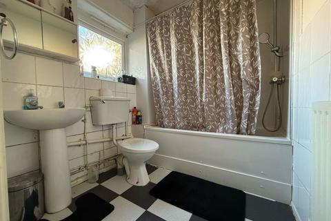 1 bedroom maisonette to rent, Irvan Avenue, West Bromwich, B70 0BH