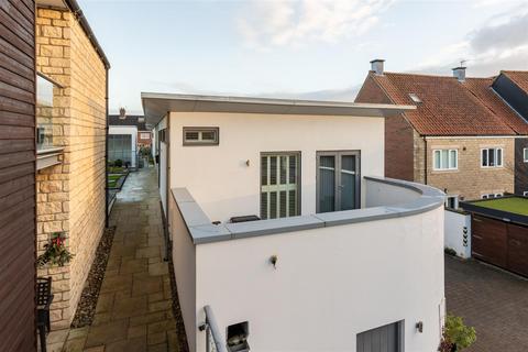 2 bedroom detached house for sale, Spire View, Pickering YO18
