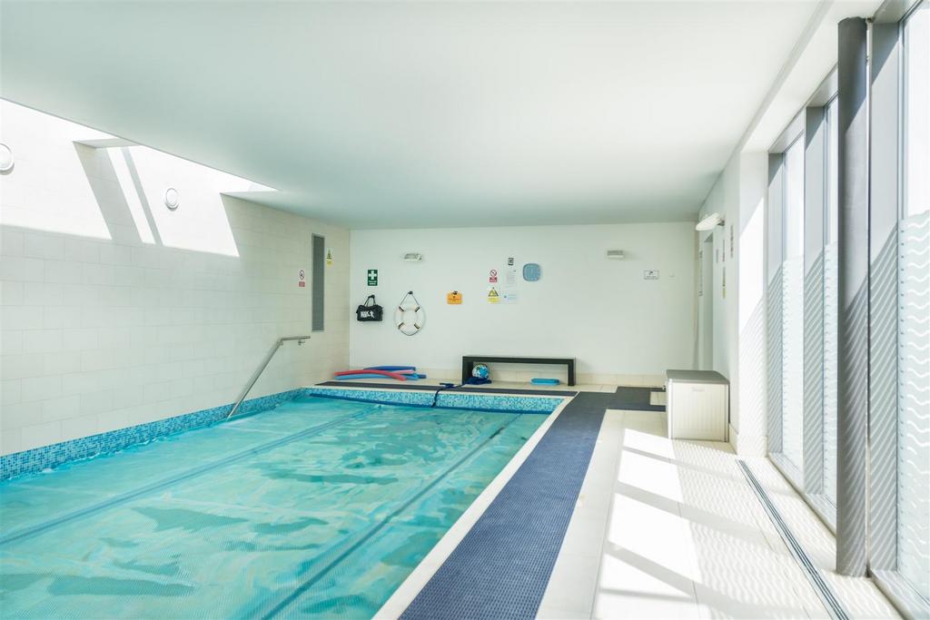 Spire View-Communal Pool 3.JPG