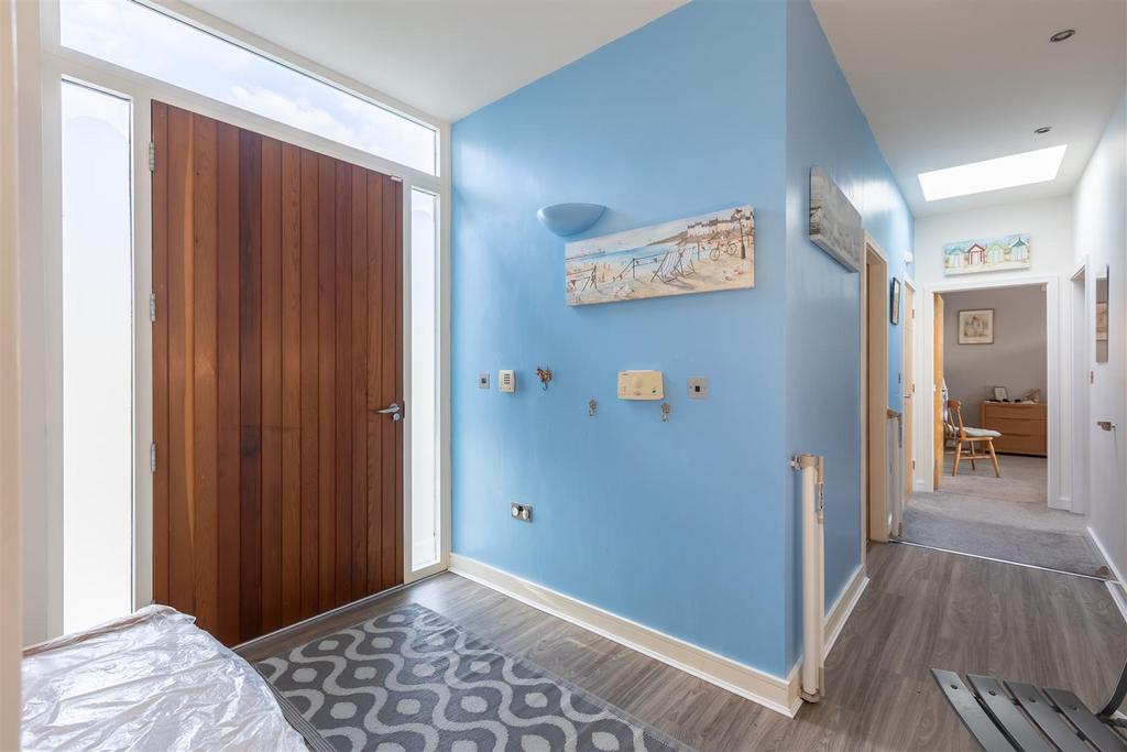 Spire View 16 Hallway.jpg