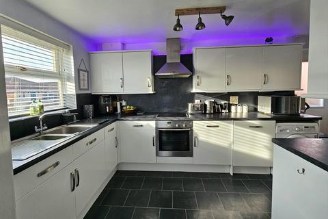 3 bedroom detached house for sale - Aysgarth Rise, Bridlington YO16