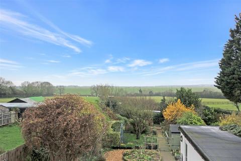 3 bedroom detached bungalow for sale, Avenue Road, Rushden NN10