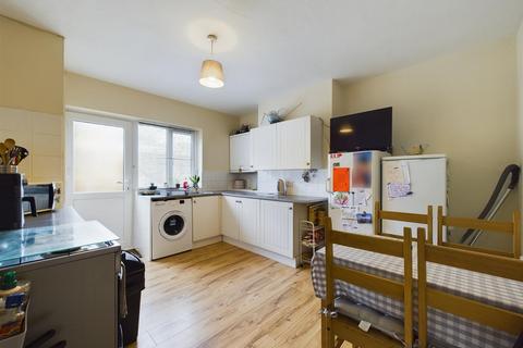 125a High Street, Ilfracombe, EX34 9EY