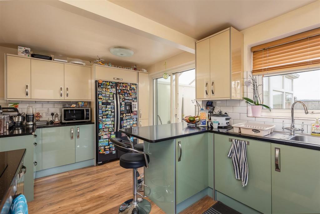 Rosedale Avenue 37 Kitchen-3.jpg