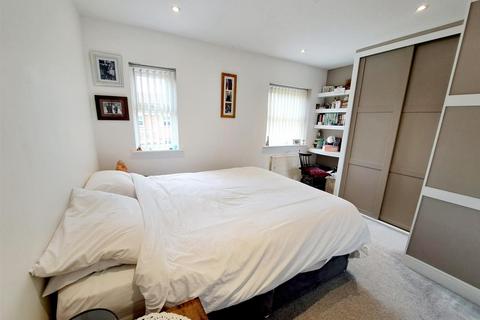 15 Orchard Close, Bridlington, YO16 6FN
