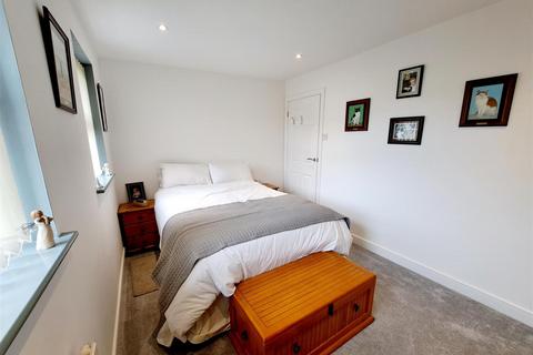 15 Orchard Close, Bridlington, YO16 6FN