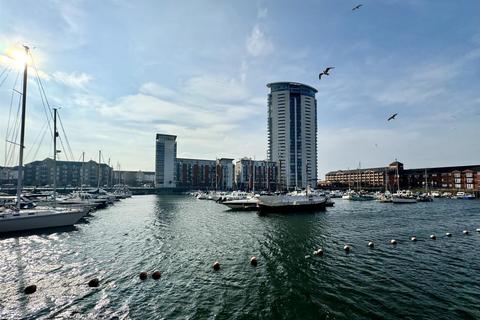 2 bedroom apartment for sale, meridian Wharf, Trawler Road, Marina, Swansea