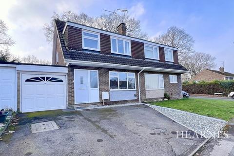 3 bedroom semi-detached house for sale - Bunting Road, Ferndown, BH22