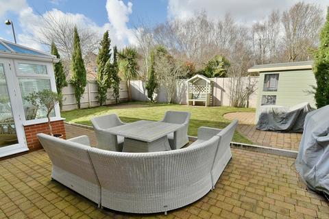 4 bedroom detached house for sale, Wollaton Road, Ferndown, BH22