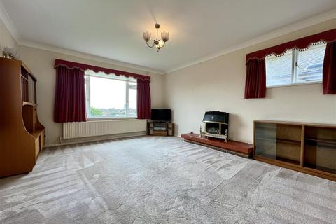 3 bedroom detached bungalow to rent - Ward Way, Bexhill-On-Sea TN39