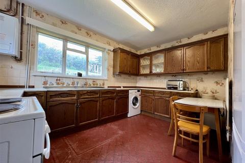 3 bedroom detached bungalow to rent, Ward Way, Bexhill-On-Sea TN39