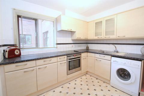 1 bedroom retirement property for sale, Beaconsfield Road, St. Albans